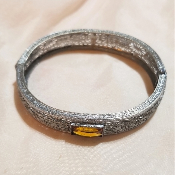 ๐
บRARE Antique Art Deco Filigree Golden Paste Stone Bangle Bracelet - Picture 7 of 7